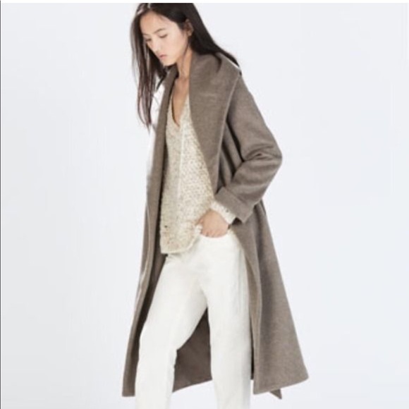 Zara Jackets & Blazers - Zara basic midi coat size medium